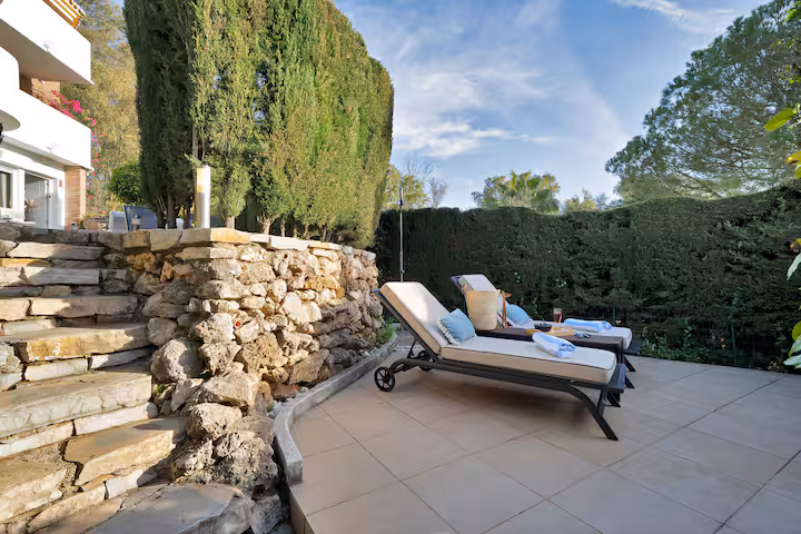 9cda68de-9b66-4394-ae86-377950b5e90e (1)