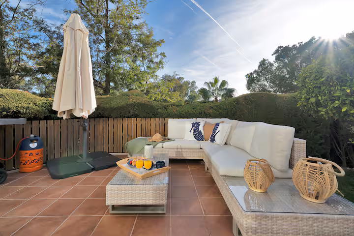 c41541e9-2738-49fa-8a89-4fb08342baaf (1)