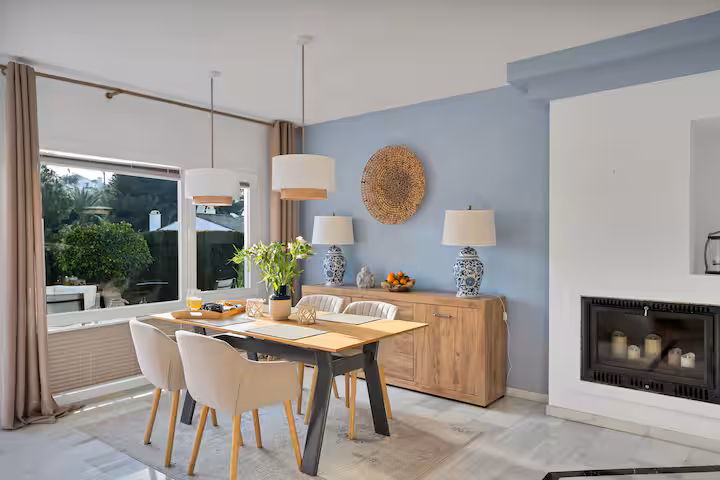 ea712de0-e9c9-4178-8c67-7a50d569dd72